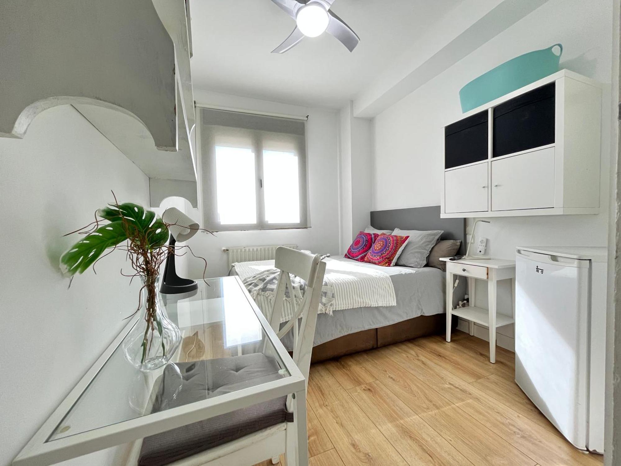 Habitacion Atocha Mendez มาดริด ภายนอก รูปภาพ