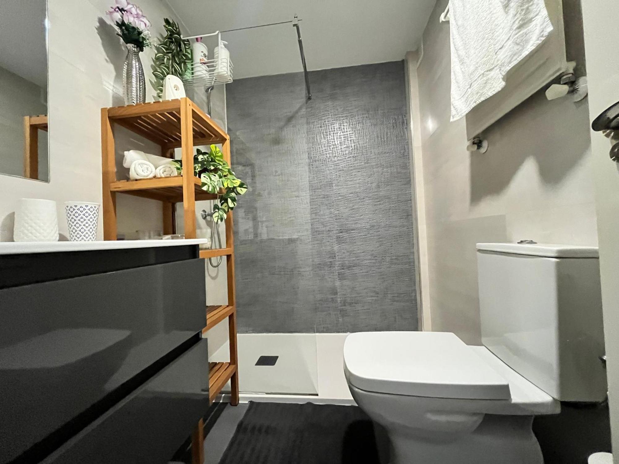 Habitacion Atocha Mendez มาดริด ภายนอก รูปภาพ